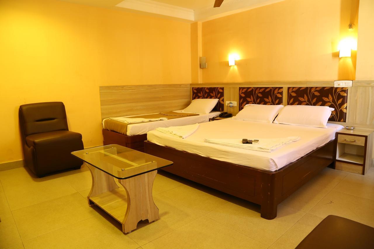 Golden Tower Hotel Chennai Exterior photo